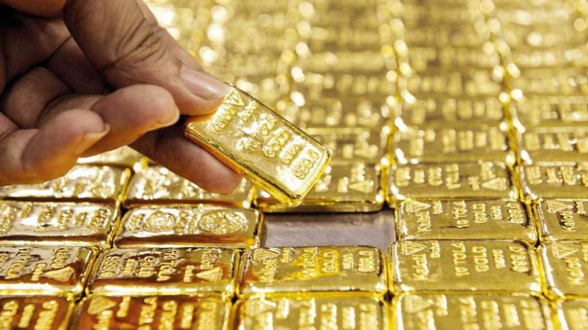 Vàng trong nước đang tăng, ngược chiều với vàng thế giới 
